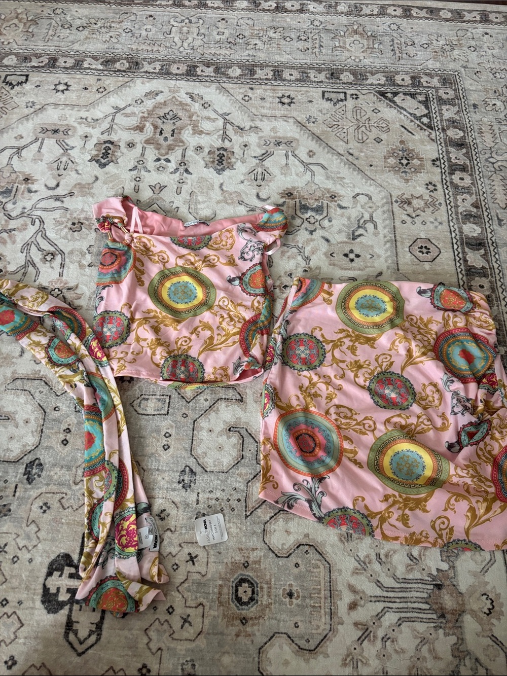 Fashion Nova Pink Medallion Print Satin Bandeau Set - Picture 1 of 5
